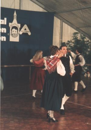 1981-Tanzen-fuer-Aktion-Sorgenkind