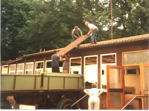 1987-Baracken-Dachabbau