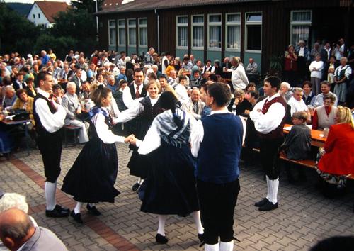 1998-Gartenfest-Jugend-tanzt